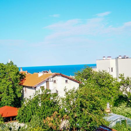 Chrystal Guest House Obzor Ngoại thất bức ảnh