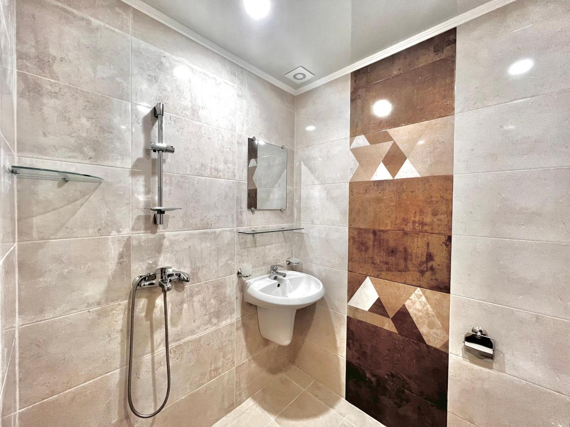 Chrystal Guest House Obzor Phòng bức ảnh