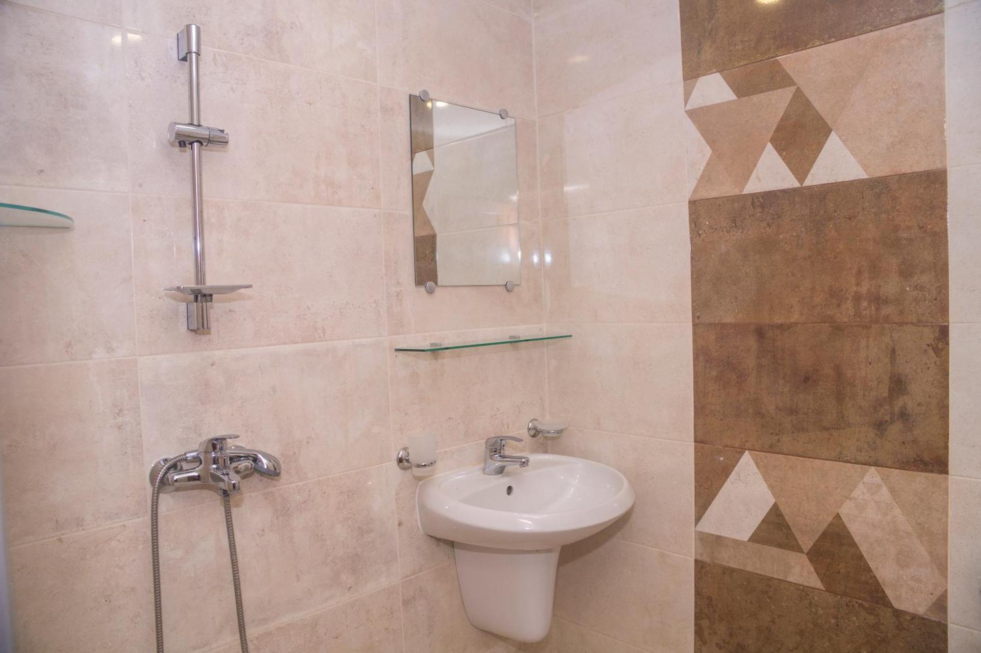 Chrystal Guest House Obzor Phòng bức ảnh